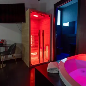 2* Bed & Breakfast Maximum Hub Suite&spa